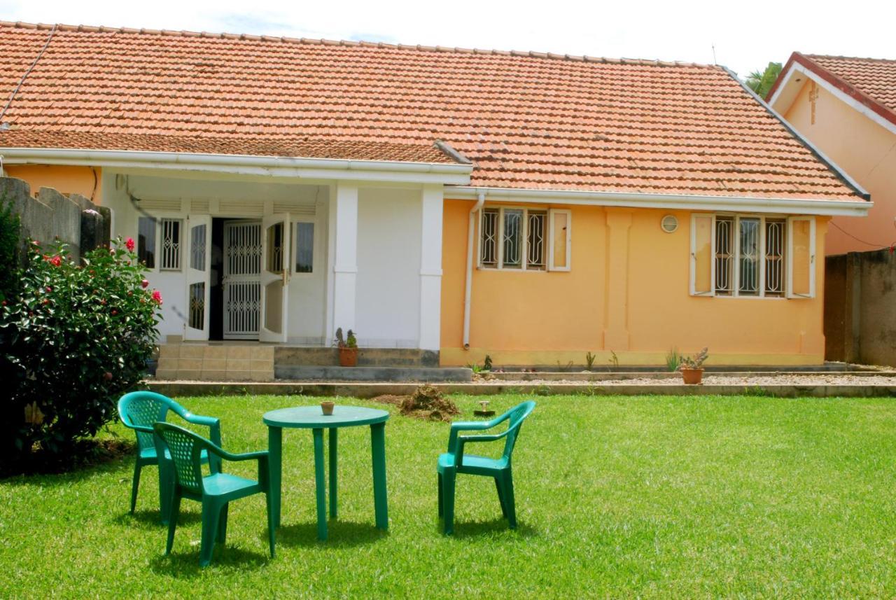 Corinya Serviced Apartments Entebbe Eksteriør bilde