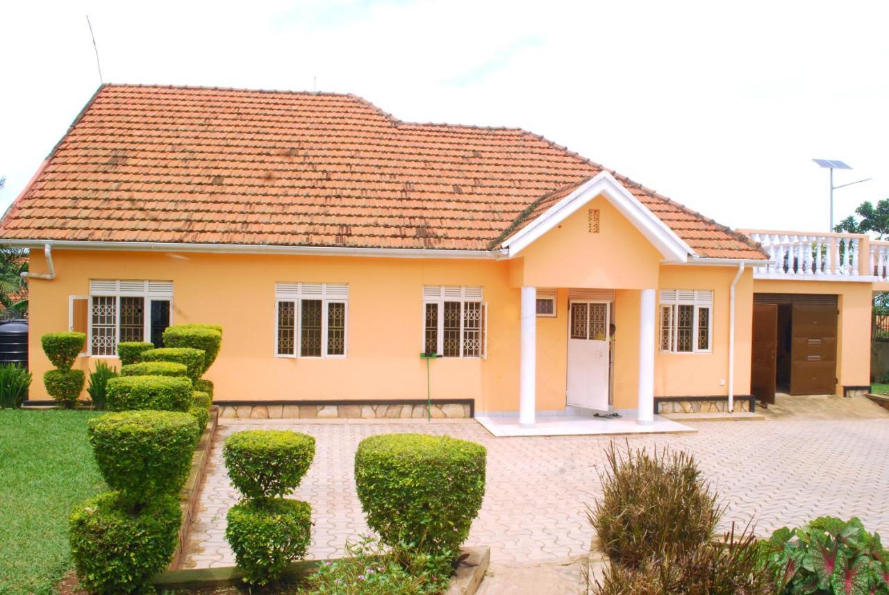 Corinya Serviced Apartments Entebbe Eksteriør bilde