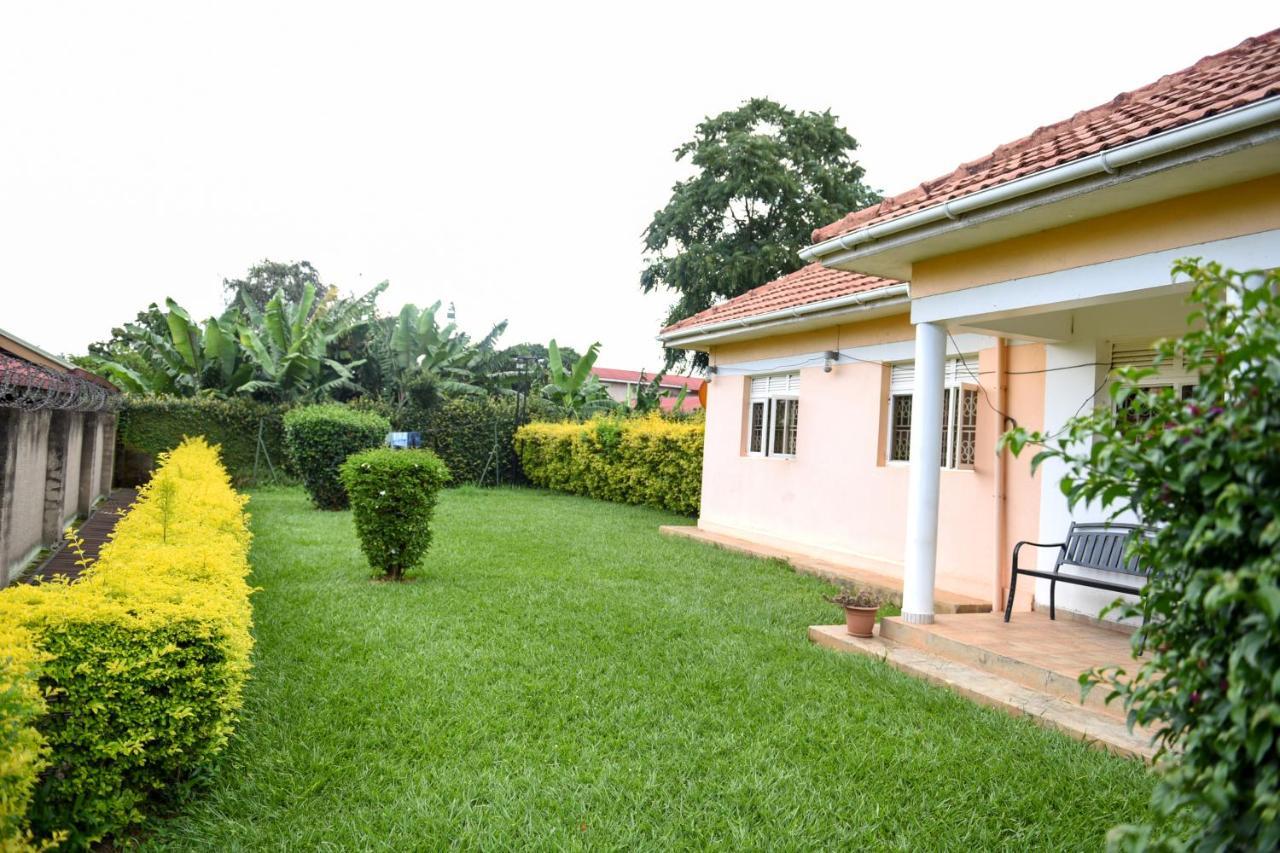 Corinya Serviced Apartments Entebbe Eksteriør bilde