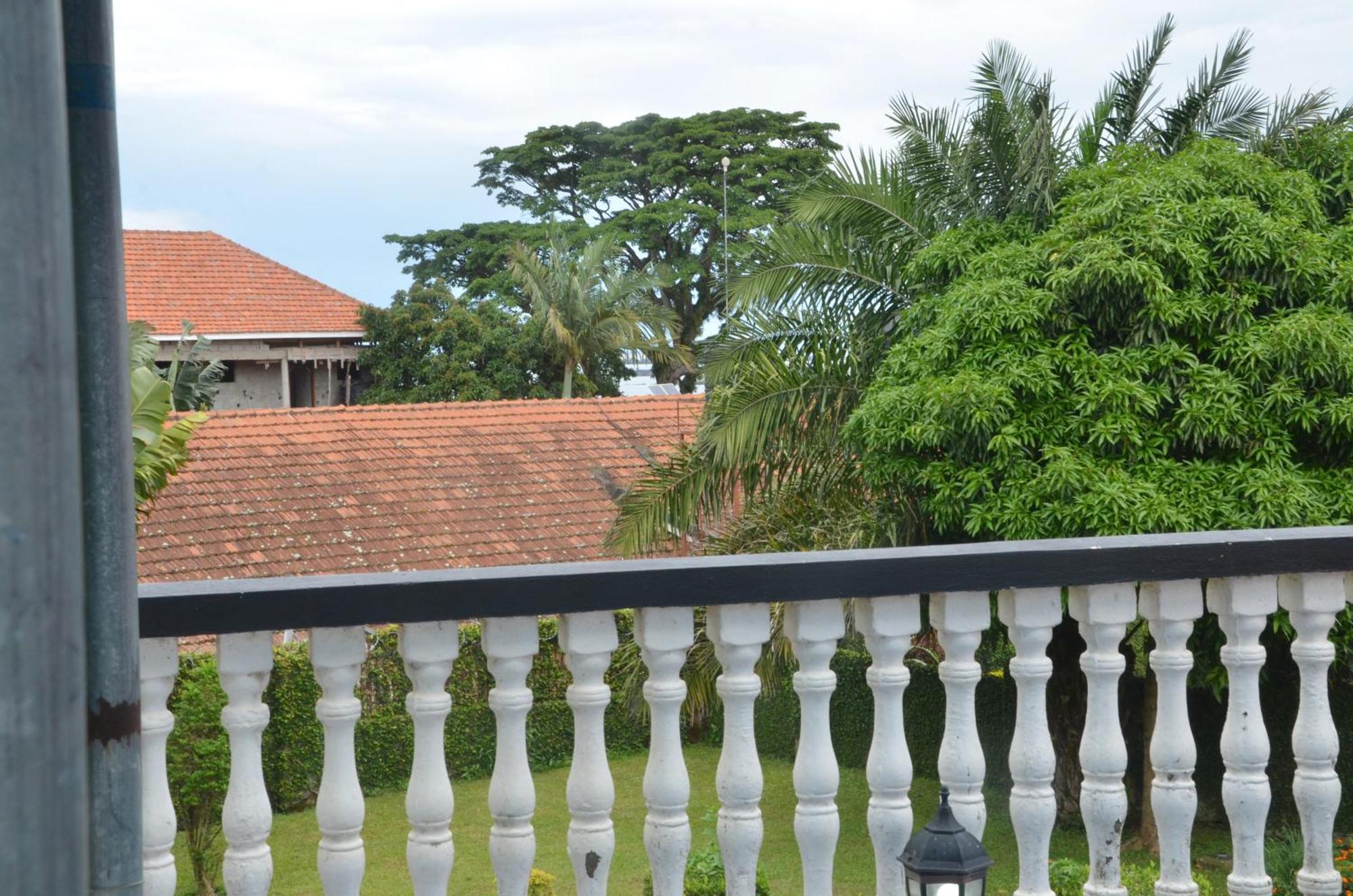 Corinya Serviced Apartments Entebbe Rom bilde